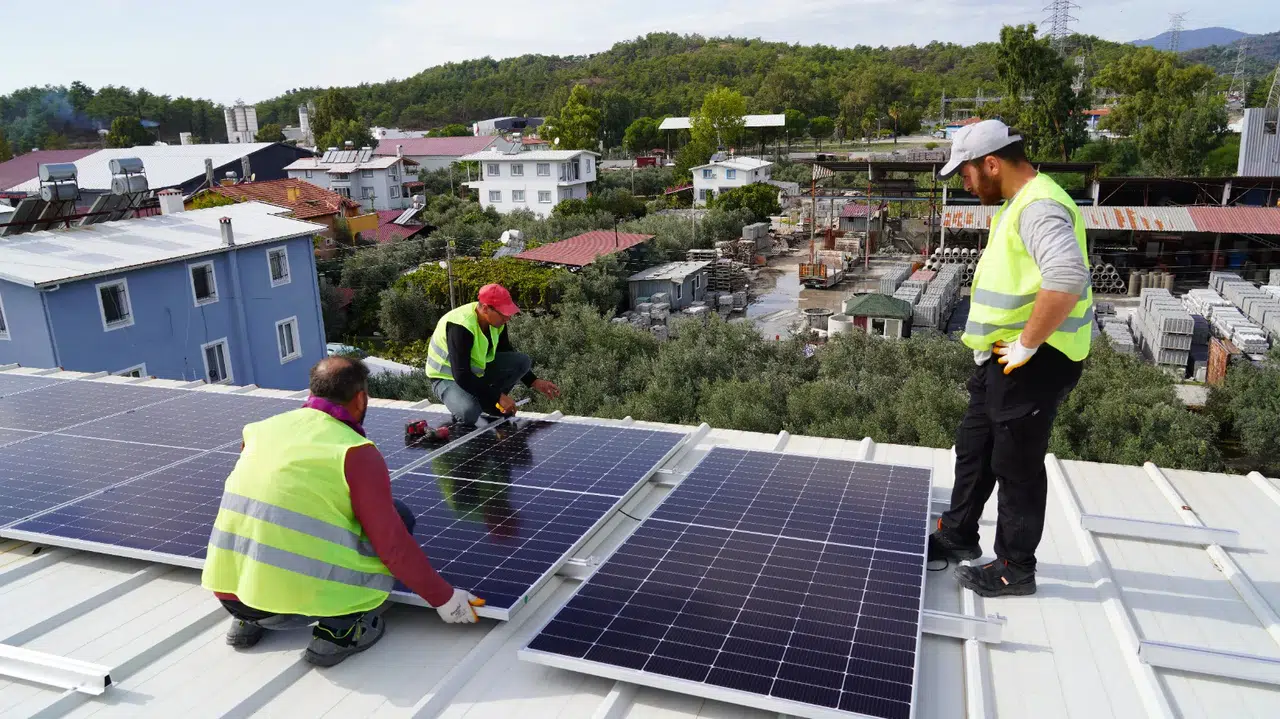 Fethiye ve Bodrum’un Enerjisi Güneşten: MUSKİ’den 1 Milyon TL’lik Tasarruf Hamlesi