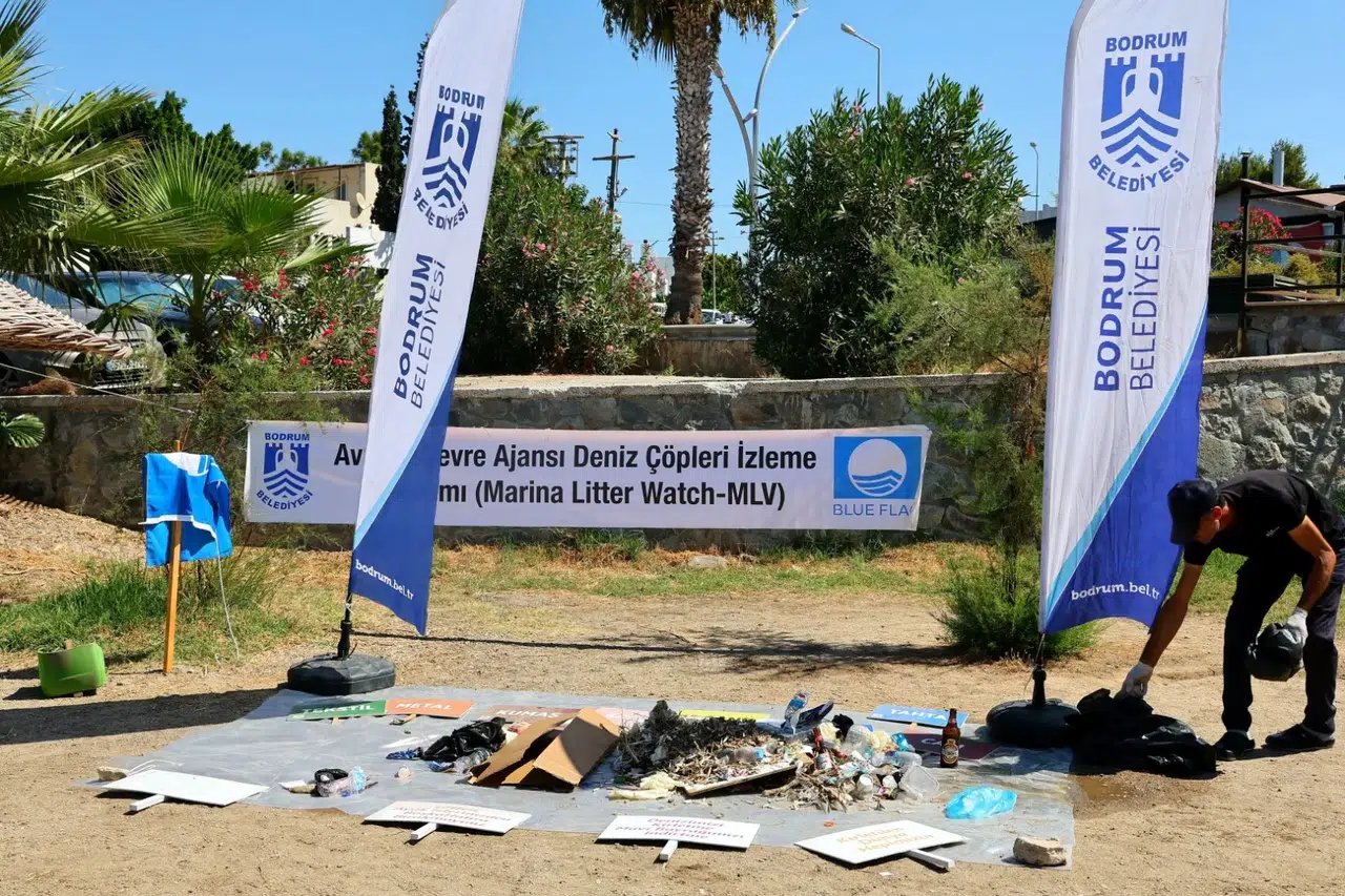 Bodrum’da Kıyı Temizliği: 7.585 Parça Atık Toplandı