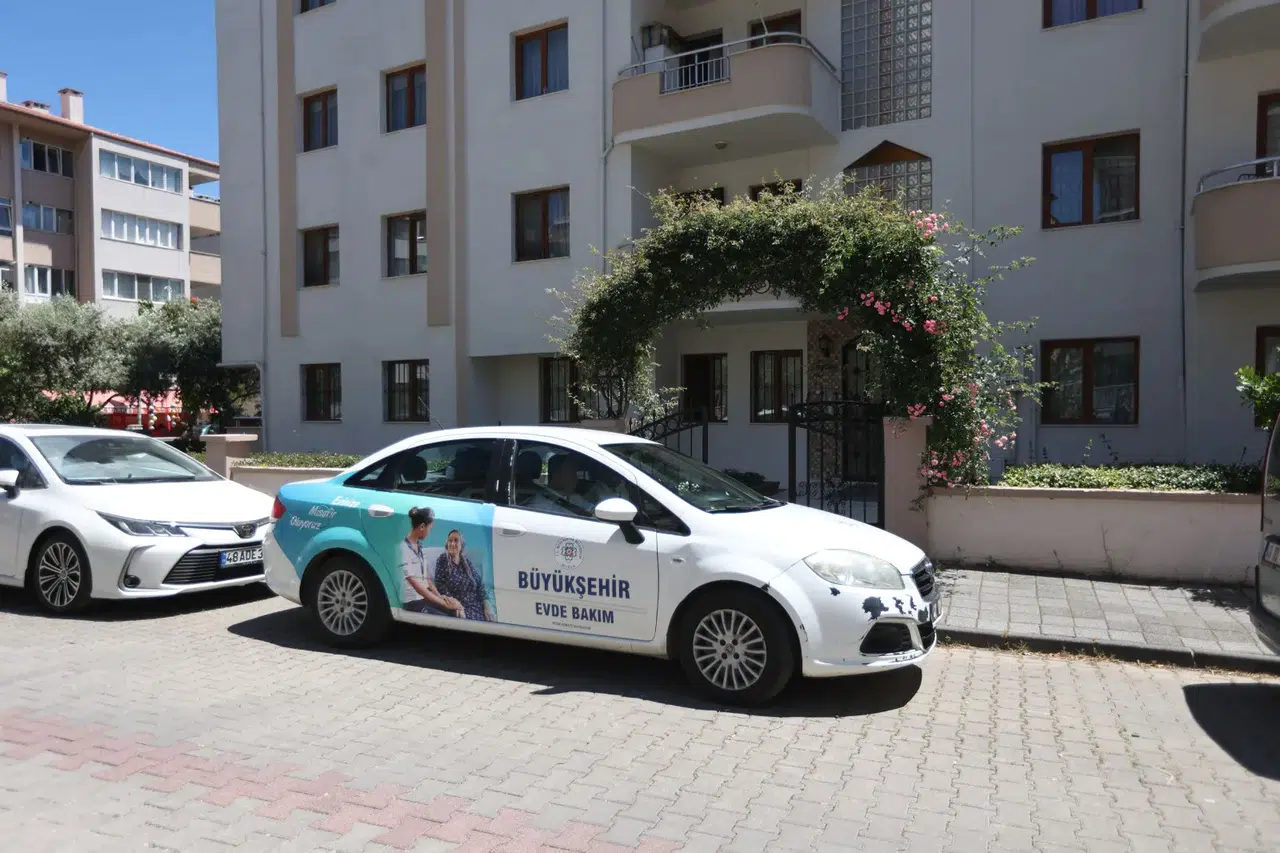 Evde Bakım Ekipleri Muğla’da Vatandaşın Yanında