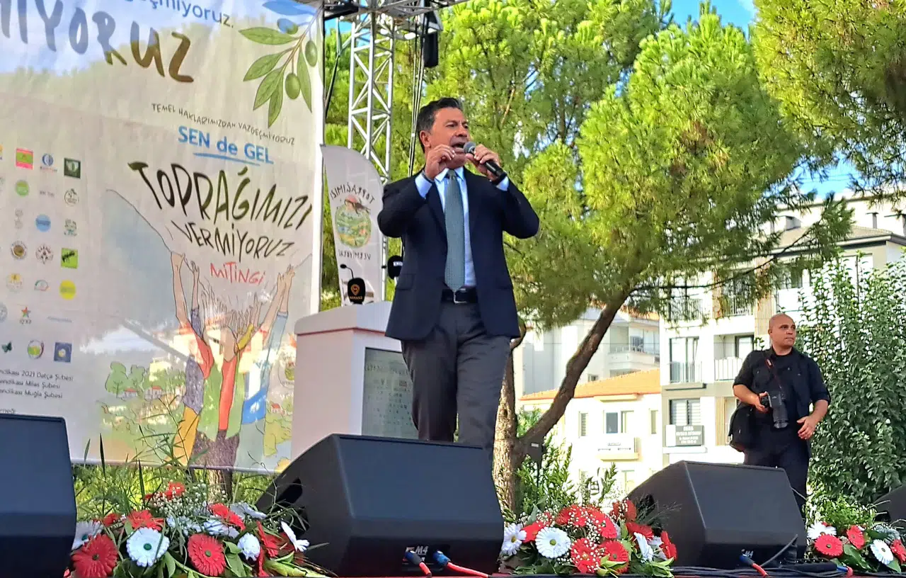 Ahmet Aras: “Zeytin karnında bebeğiyle bir anne gibidir, sökemezsiniz”