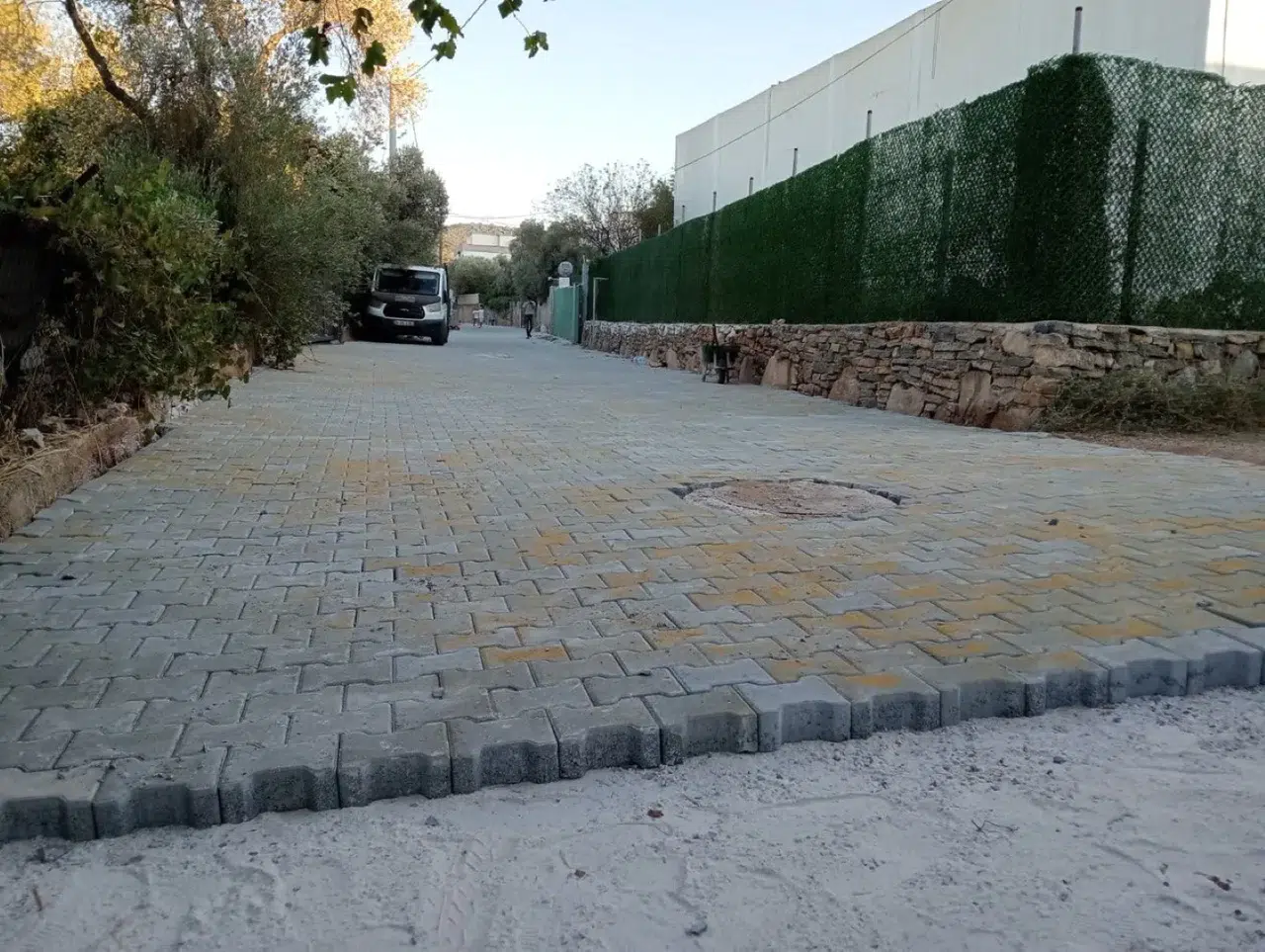 Kızılağaç’ta 4.500 m² Parke Yol Yapıldı