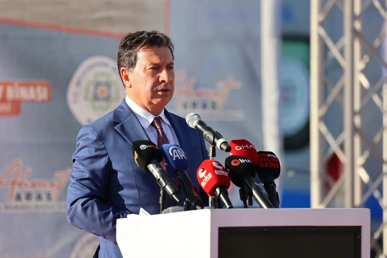 Başkan Aras Sert Tepki Gösterdi: “Vatan Hainlerinin Taş Ocağı Ruhsatlarını İptal Edin”