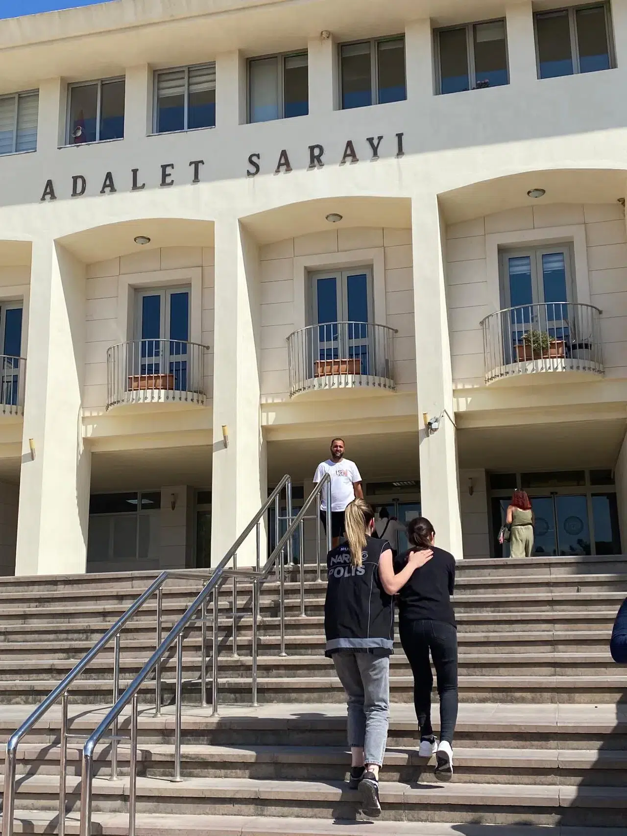 İstanbul’dan Bodrum’a Uyuşturucu Getiren Şüpheli Yakalandı