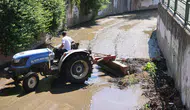 Belediye Ekipleri Sahada: Mazgallar ve Dereler Temizleniyor