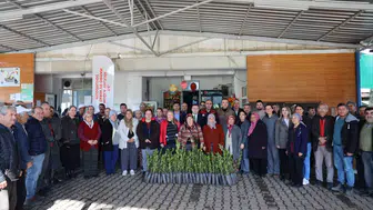 Ula’da Üreticiye Defne Desteği: 31 Bin Fidan Toprakla Buluştu