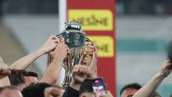 Unutulan Kent Takımıydı…Ahmet Aras Dokundu, Muğlaspor Zirveye Uçtu! Bakımsız  Tesislerden 1. Lig’e Uzanan ‘Peri Masalı’