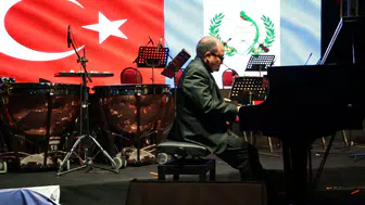 Menteşe’de Dünya Müzikleri Buluştu! Şenlik Guatemala Ezgileriyle Sona Erdi