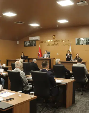 Sayıştay Raporu Ortaya Koydu: Marmaris Belediyesi’nin Meclis Salonu Kaçak Çıktı