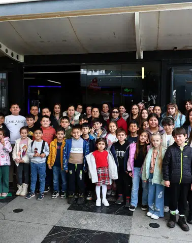 Bodrum’da Miniklere Maşa ile Koca Ayı Sürprizi