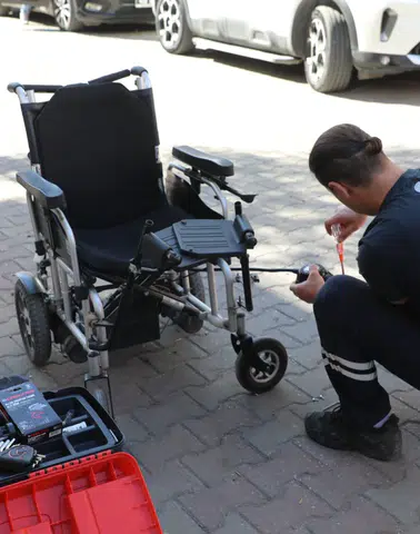 Muğla Büyükşehir’den 13 İlçeye Mobil Tamir Hizmeti
