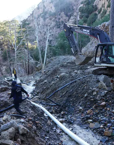 Köyceğiz’de Heyelan Alarmı: MUSKİ Saatler İçinde İsale Hattını Yeniledi
