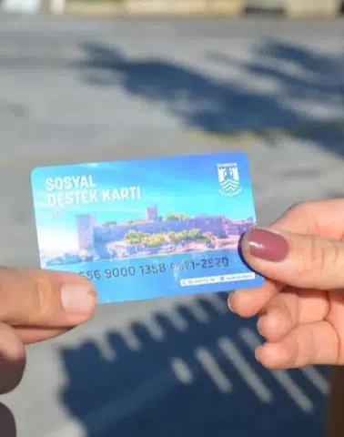 Bodrum’da Kimse Aç Kalmasın Diye… Sosyal Destek Kartlarıyla Ramazan’da Yardım Eli Uzandı