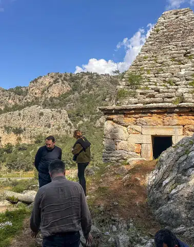 Gece Bile Parlayacak! Marmaris’te Piramit Mezar İçin Dikkat Çeken Proje