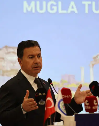 Ahmet Aras: "Muğla Sanayi, Santraller Kenti Değil, Korumamız Gereken Bir Turizm Kentidir”