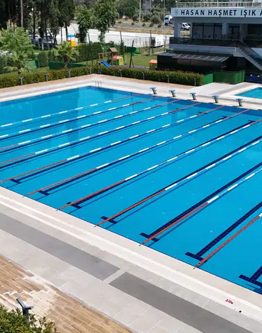 Muğla’da Yaz Sporla Geçecek: Çocuklara Ücretsiz Yüzme Fırsatı