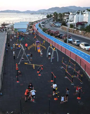 O Parkta Artık Hiçbir Engel Kalmadı! Bodrum’da Dikkat Çeken Dönüşüm