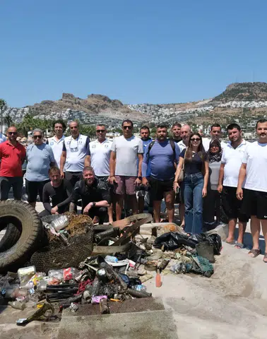 'Denize En Çok Mavi Yakışır' Bu Kez Gündoğan'daydı