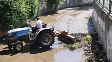 Belediye Ekipleri Sahada: Mazgallar ve Dereler Temizleniyor
