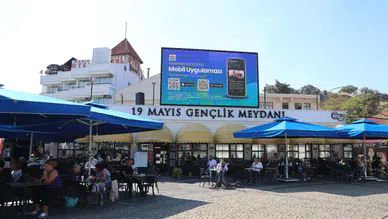 Sabah Çayı, Sohbet ve Huzur: Marmaris’te Halk Kafeler Dolup Taşıyor