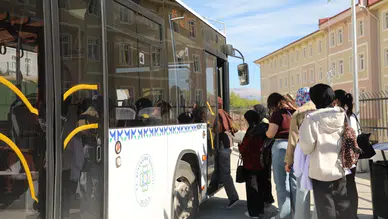 Yokuş Çilesi Bitti: Kötekli’de Öğrencilerin Ulaşımı Kolaylaştı