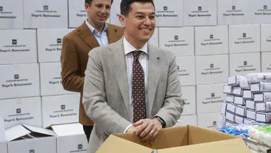 Sadece Yol Yapan Değil! Başkan Ünlü’den Sosyal Belediyecilik Vurgusu