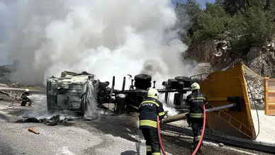 Milas-Yatağan Karayolunda Tır Alevlere Teslim Oldu