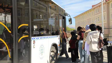 Yokuş Çilesi Bitti: Kötekli’de Öğrencilerin Ulaşımı Kolaylaştı