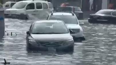 Fethiye Venedik'e Döndü: Yağmur Hayatı Felç Etti