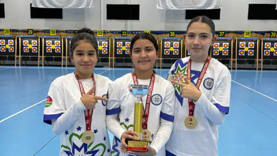 Altın Kızlar Türkiye Zirvesinde