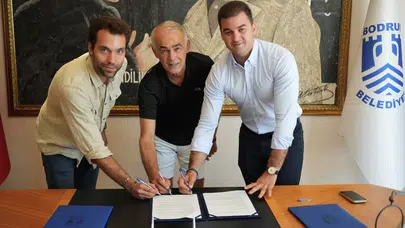 Sokak Hayvanlarına Dijital Umut: Bodrum’da Sahiplendirme Süreci Başladı