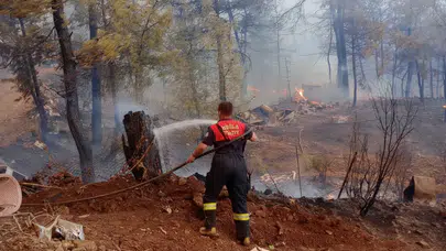 Büyükşehir’den yangınla mücadeleye destek! Başkan Aras, “Mücadelemiz Son Nefesine Kadar Sürecek”