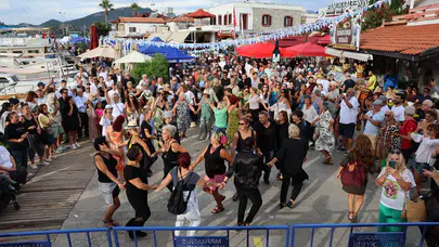 Selimiye’de Festival Coşkusu: Deniz Ürünleri ve Müzik Bir Arada