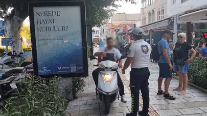 Yaya Kaldırımlarını İşgal Eden 3 Bin 564 Araç Hakkında İşlem