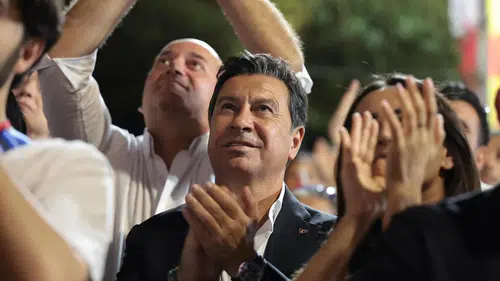 Aras: “İradeyi yok sayanlara unutulmaz cevap verildi”