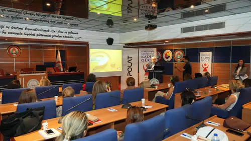 Muğla'da Kadınlar Zeytinyağı Sanayisinde Operatör Olmak İçin Eğitim Almaya Başladı
