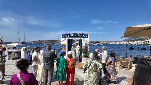Bodrum’da “Maviye Açılan Kapı” İlgi Odağı Oldu!