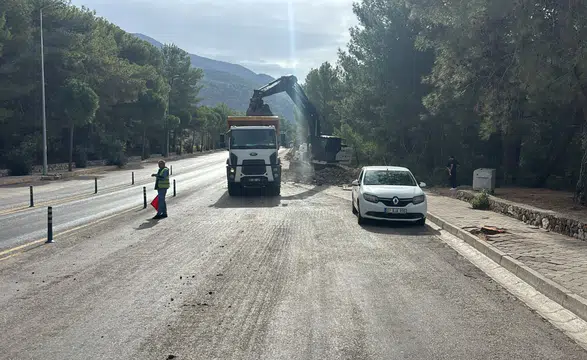 Ölüdeniz Yolunda Büyük Dönüşüm: 2. Etap Çalışmaları Tüm Hızıyla Sürüyor