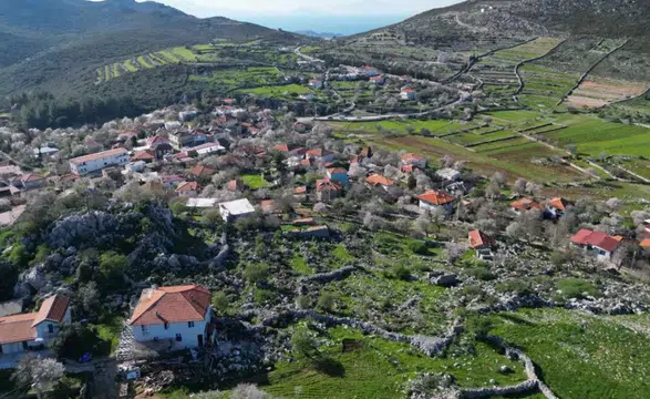 Taşlıca'da Atatürk Büstü Talebine “Yer Uygun Değil” Vetosu