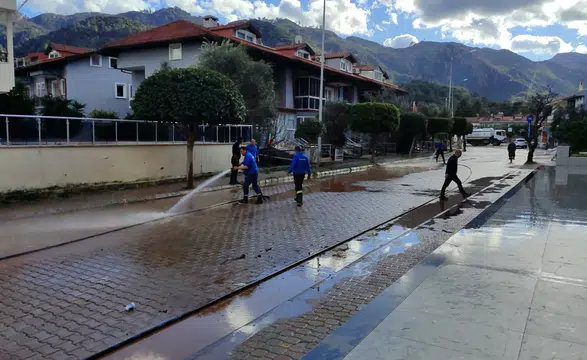 İçmeler’de Sel Sonrası Hızlı Müdahale