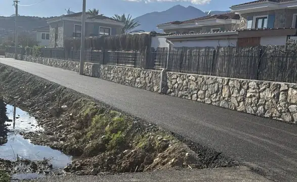 Aras’tan talimat: Datça Devlet Hastanesi yolu yenileniyor