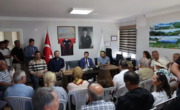 Acar Ünlü Hisarönü’nde Vatandaşlarla Bir Araya Geldi: İmar Gündemde
