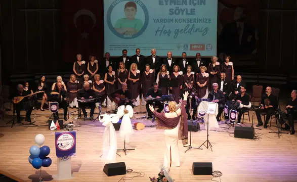 Bodrum’da Eymen İçin Söyle Yardım Konseri Gerçekleşti