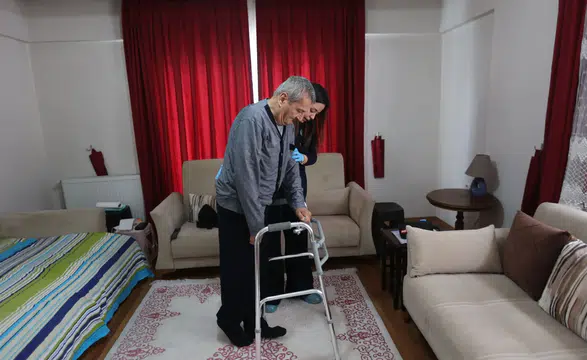 Büyükşehir’den Evde Sağlık Hizmeti: 1850 Seans Fizyoterapi