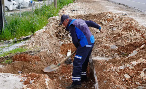 Bayır’da Yılların Sorunu Çözüldü: Su Hattı Yenilendi