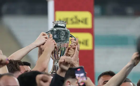 Unutulan Kent Takımıydı…Ahmet Aras Dokundu, Muğlaspor Zirveye Uçtu! Bakımsız  Tesislerden 1. Lig’e Uzanan ‘Peri Masalı’