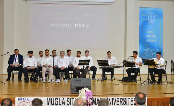 MSKÜ İslami İlimler Fakültesi’nde Duygu Dolu Mezuniyet Töreni