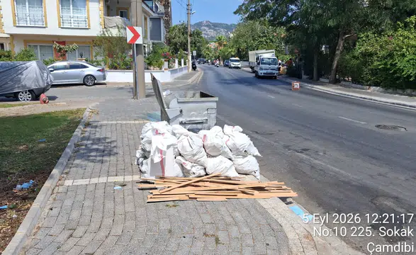 Marmaris’te Kaçak Moloz Dökümüne Sıkı Denetim: Ceza Kesildi