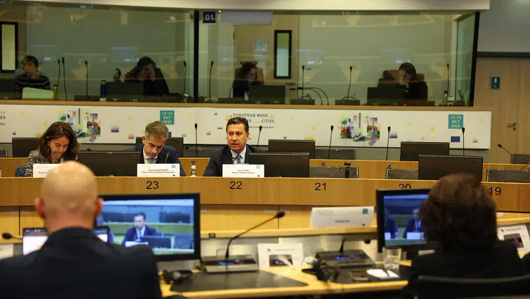 Ahmet Aras’tan Brüksel’de Demokrasi, İklim ve Sürdürülebilirlik Vurgusu