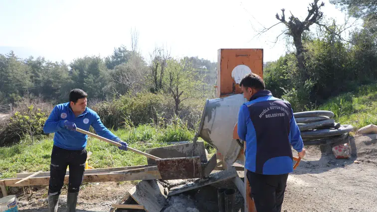 2 Tonluk Havuz 30 Ton Oldu! Çiftçiler Artık Su Sıkıntısı Yaşamayacak