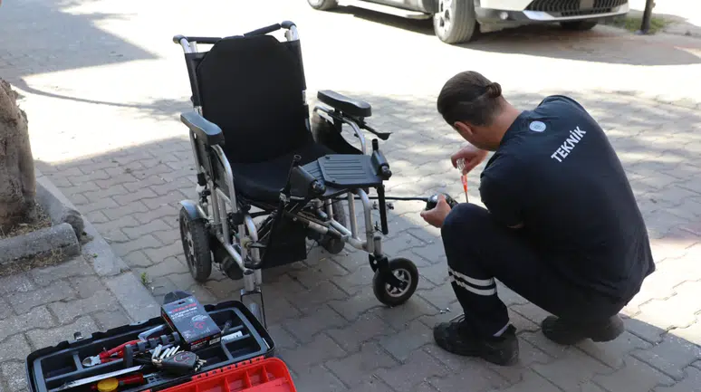 Muğla Büyükşehir’den 13 İlçeye Mobil Tamir Hizmeti